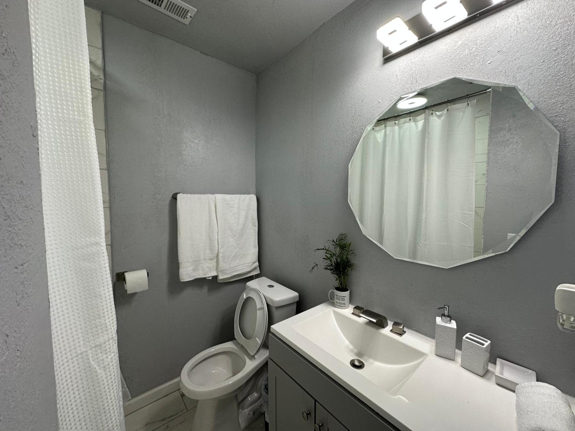 Okc State Capitol Urban Retreat Holiday home *